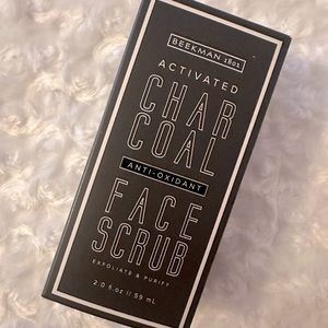 Beekman 1802 Activated Charcoal Face Scrub